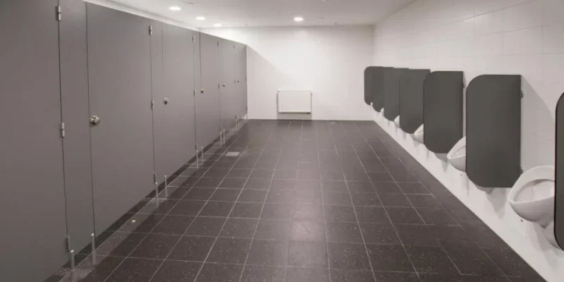 prysznice przemysłowe kabiny w zakładach pracy